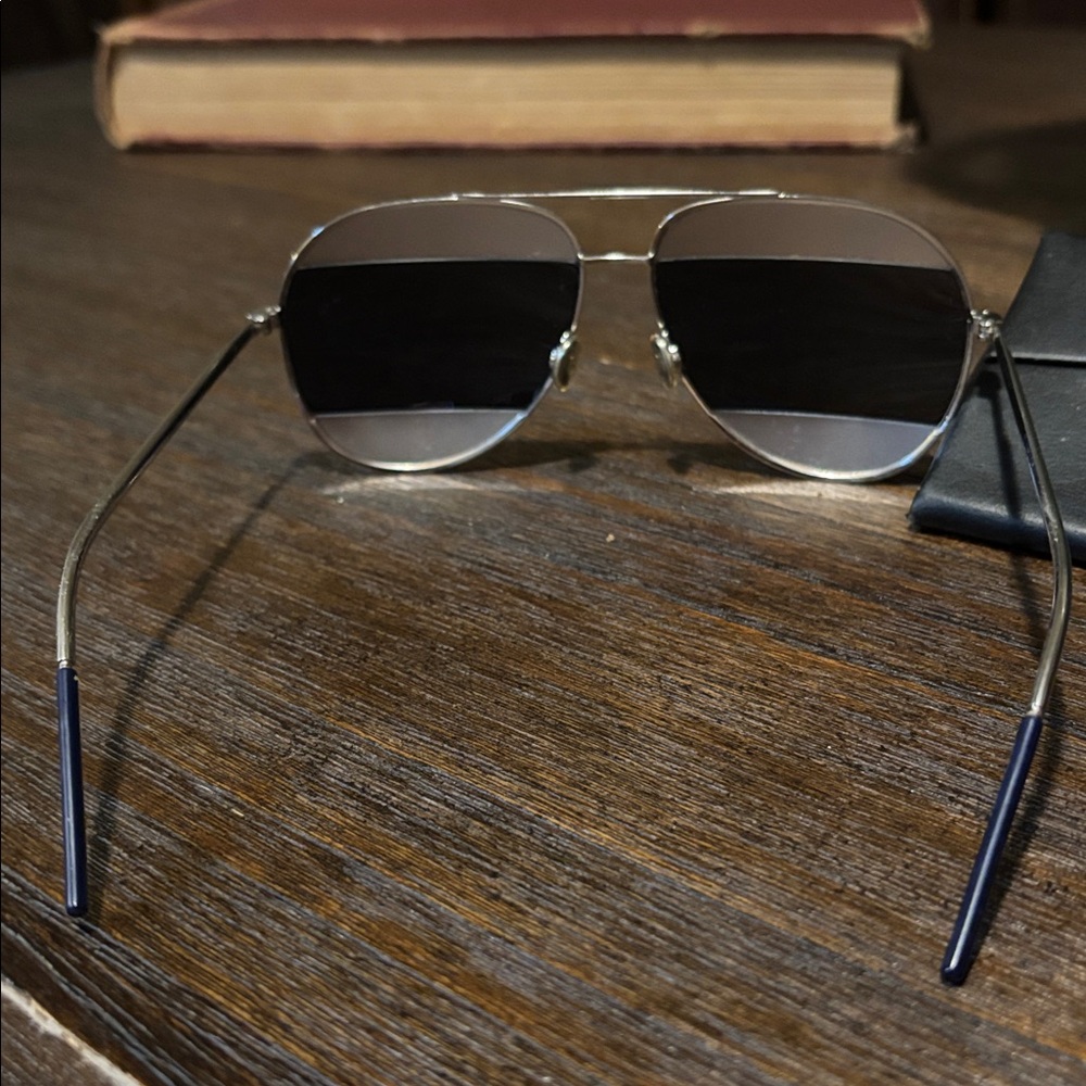 New Authentic Dior Unisex Palladium/Blue & Case🕶️ - Picture 4 of 9